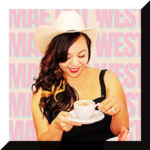 Mae Out West